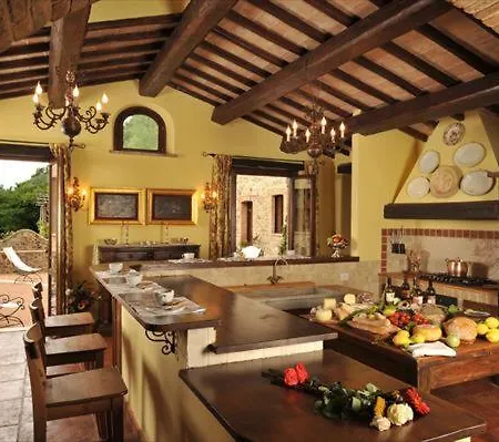 Canonica Sleeps 6 Pool Air Con Wifi Βίλα *