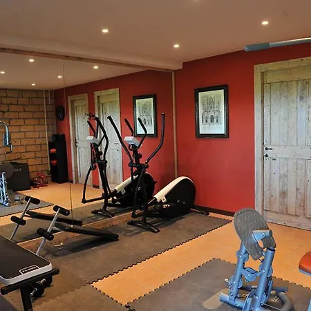 Canonica Sleeps 6 Pool Air Con Wifi *